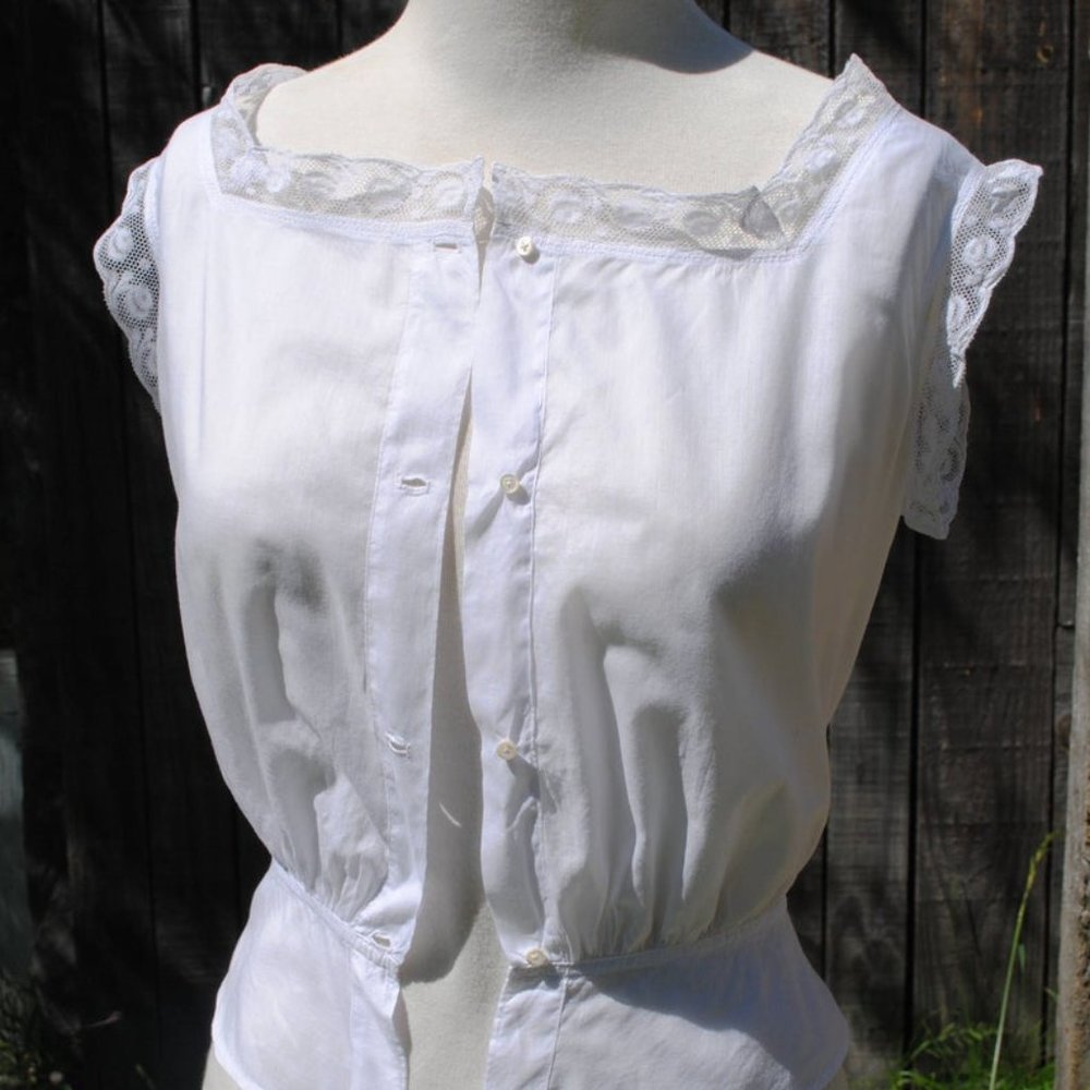 Antique French Victorian/Edwardian white lacy top